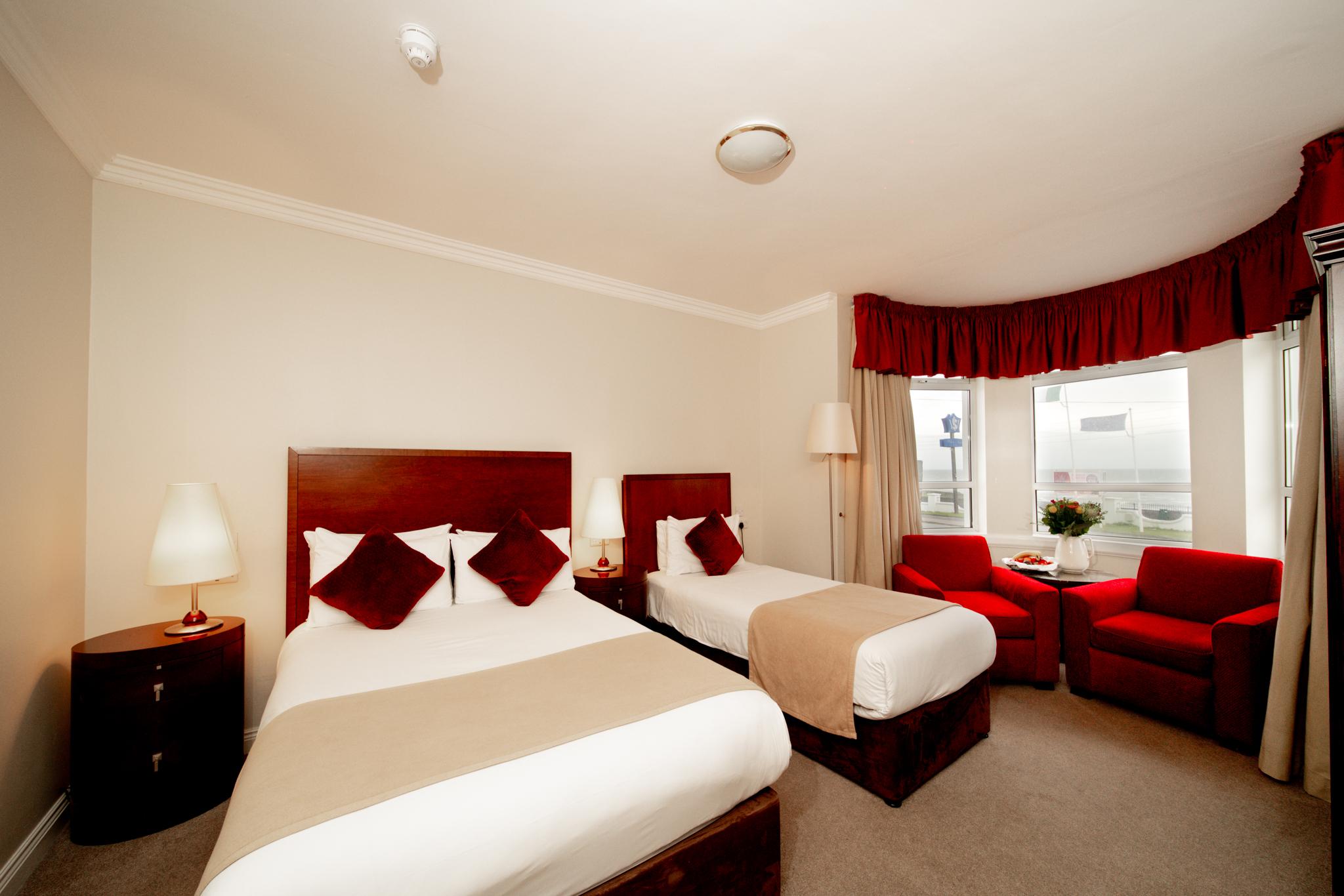 White Sands Hotel Портмарнок Экстерьер фото
