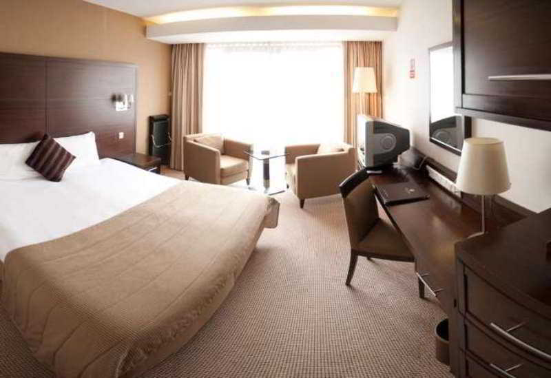 White Sands Hotel Портмарнок Экстерьер фото